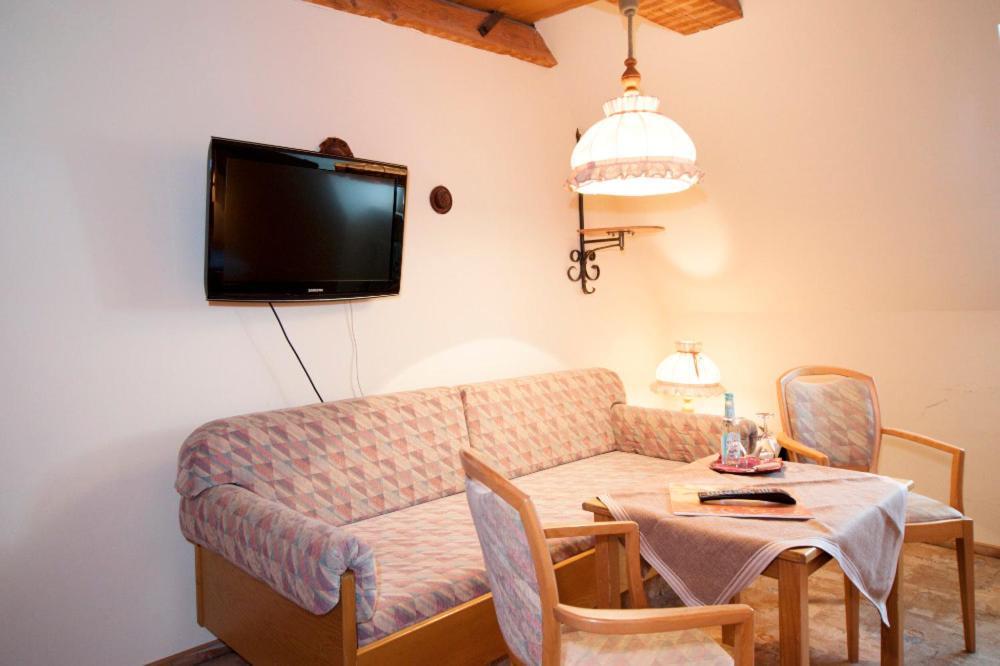 Hotel Gasthof Zur Post Wolfegg Ngoại thất bức ảnh