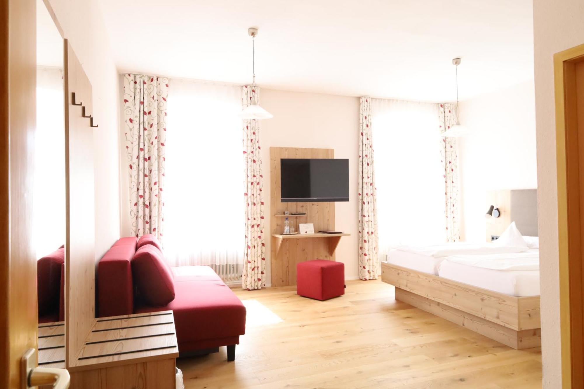 Hotel Gasthof Zur Post Wolfegg Ngoại thất bức ảnh