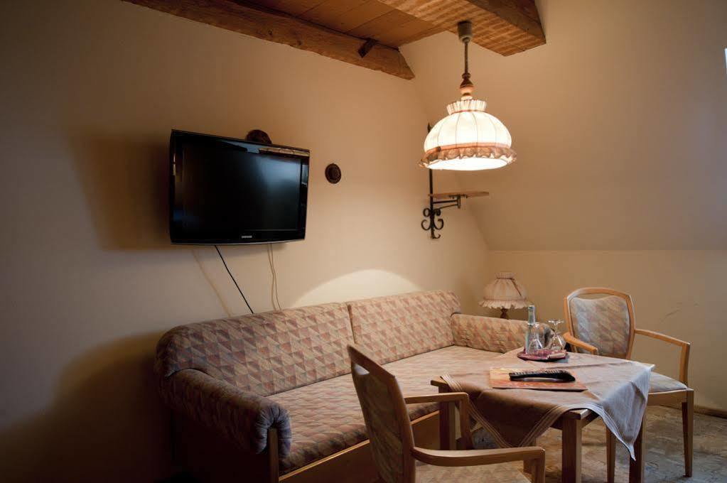 Hotel Gasthof Zur Post Wolfegg Ngoại thất bức ảnh